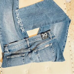 Joe's Jeans Classic Straight in Light Blue